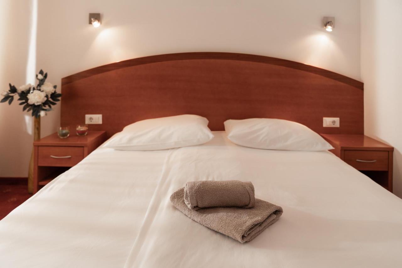 Hotel Medno Exterior photo